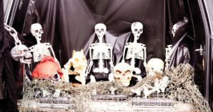 KIDS TRICK OR TREAT IS A SWEET DEAL